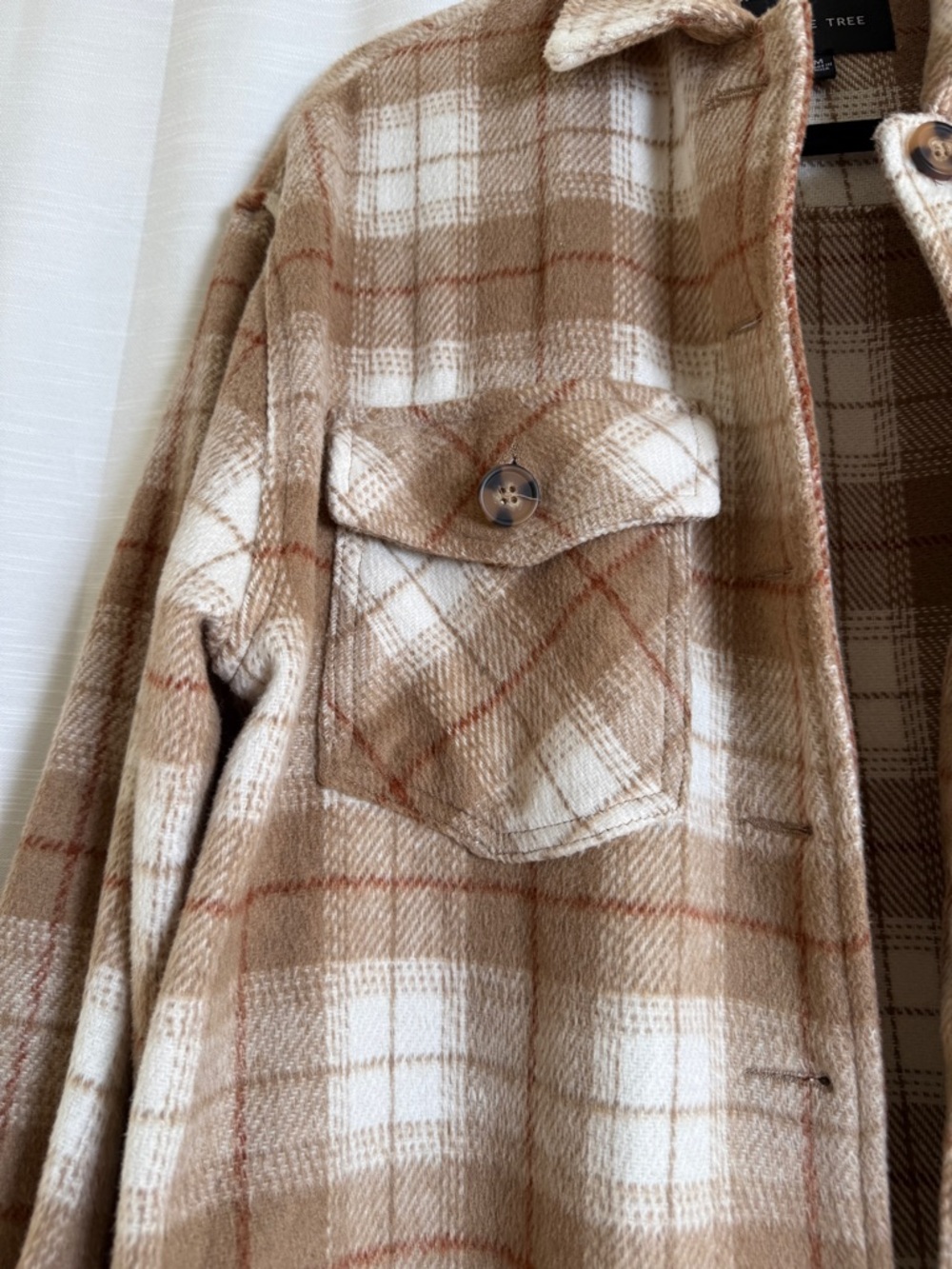Love Tree Beige Plaid Cropped Shacket Button Front Jacket Neutral Cozy | Size M - Picture 7 of 12